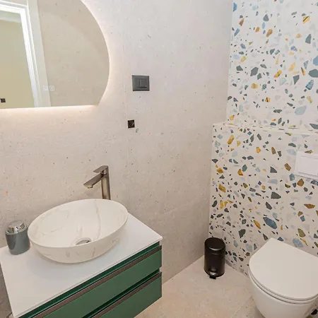 Tatil Evi In Bristani With Sauna Bristane